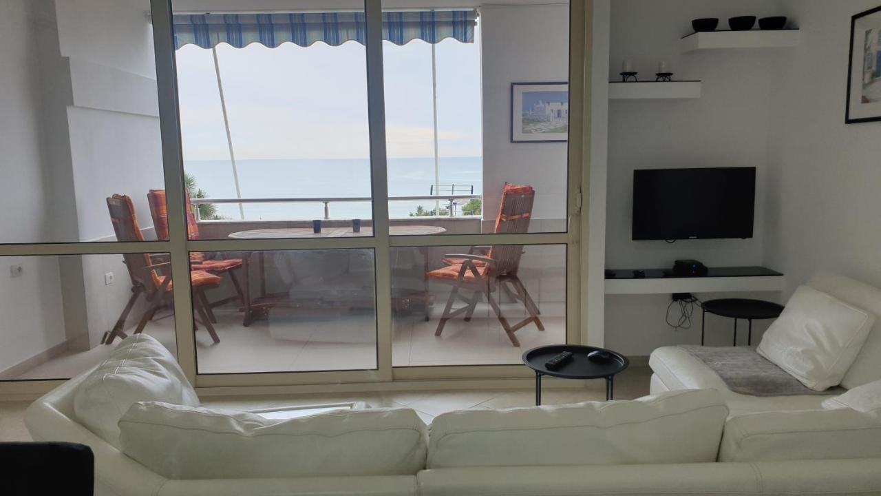 M&I Beach Apartment With Sea View Durrës Kültér fotó