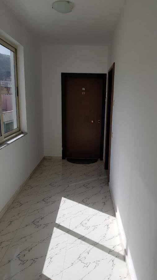 M&I Beach Apartment With Sea View Durrës Kültér fotó