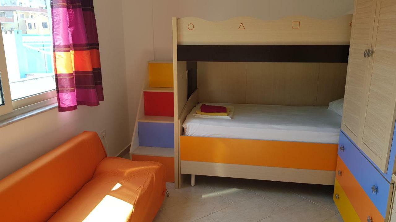 M&I Beach Apartment With Sea View Durrës Kültér fotó